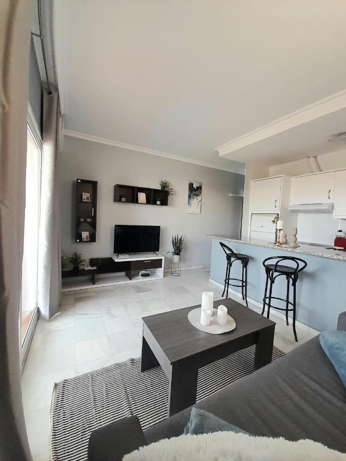 Nice Apartment Near The Beach Fuengirola Dış mekan fotoğraf