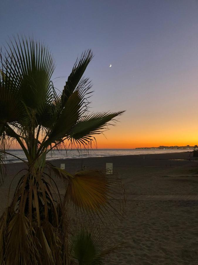 Nice Apartment Near The Beach Fuengirola Dış mekan fotoğraf